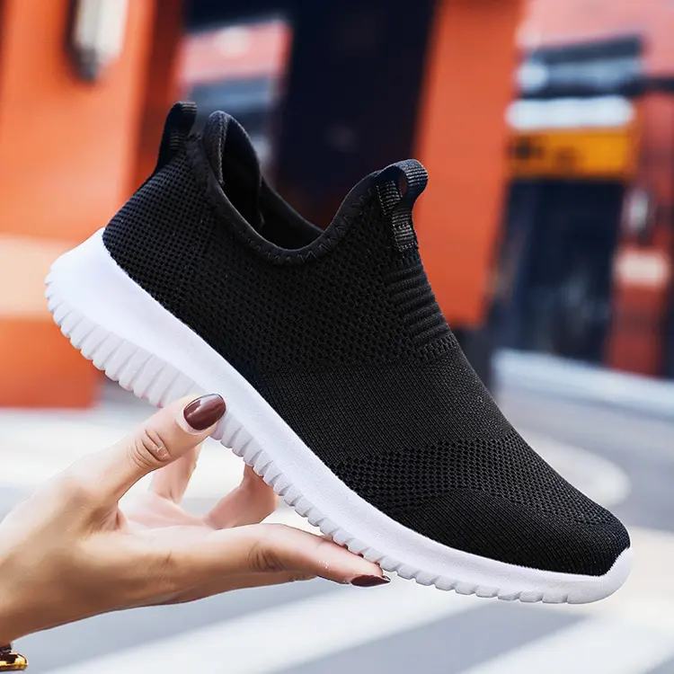 Customized Logo Breathable Soft Knitting Fabric Wear Sneaker Lady Comfortable Slip On Shoes Mens Low Cost